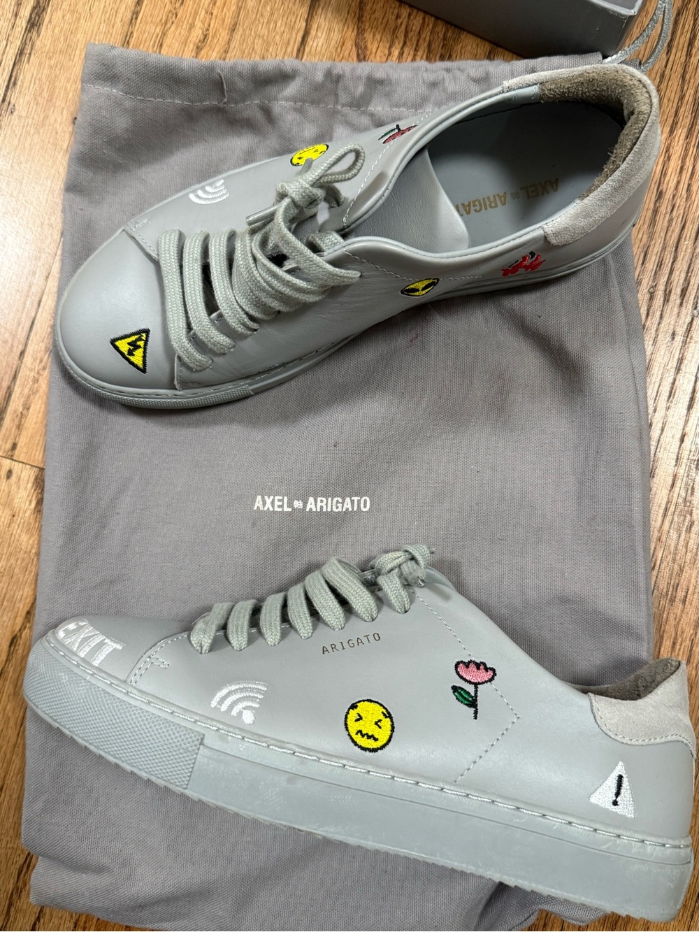 EUC Axel Arigato RARE clean 90 grey leather sneakers 38 - Picture 2 of 13